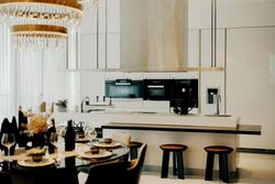Marina One Residences (D1), Apartment #613030191